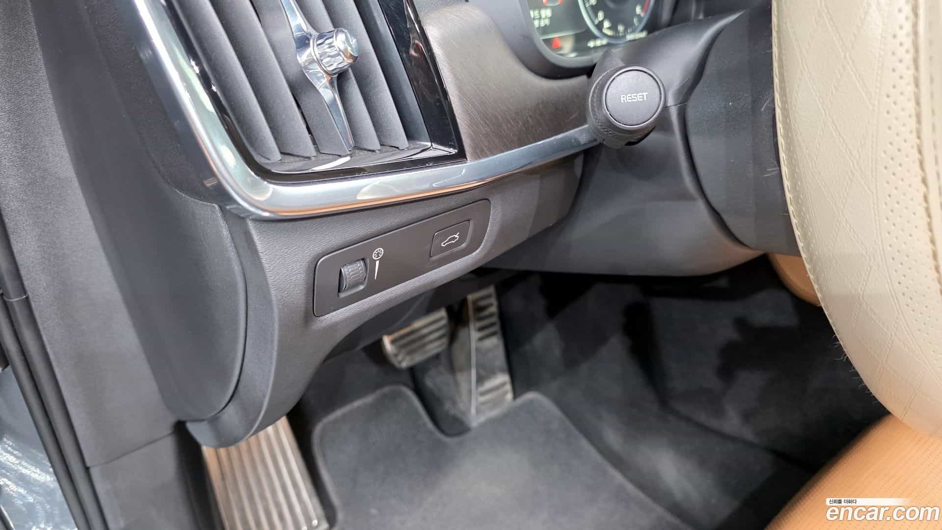 V90 Volvo 2018.9-OPTION-022
