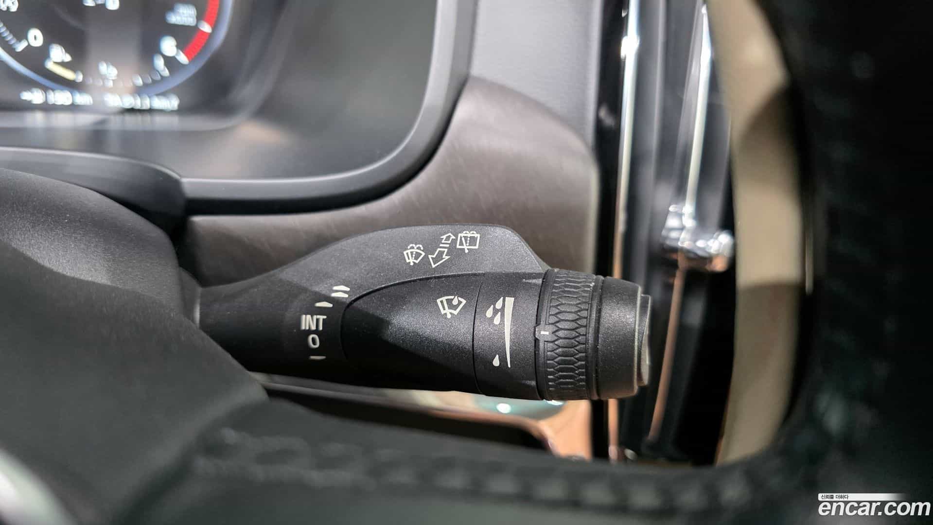 V90 Volvo 2018.9-OPTION-040