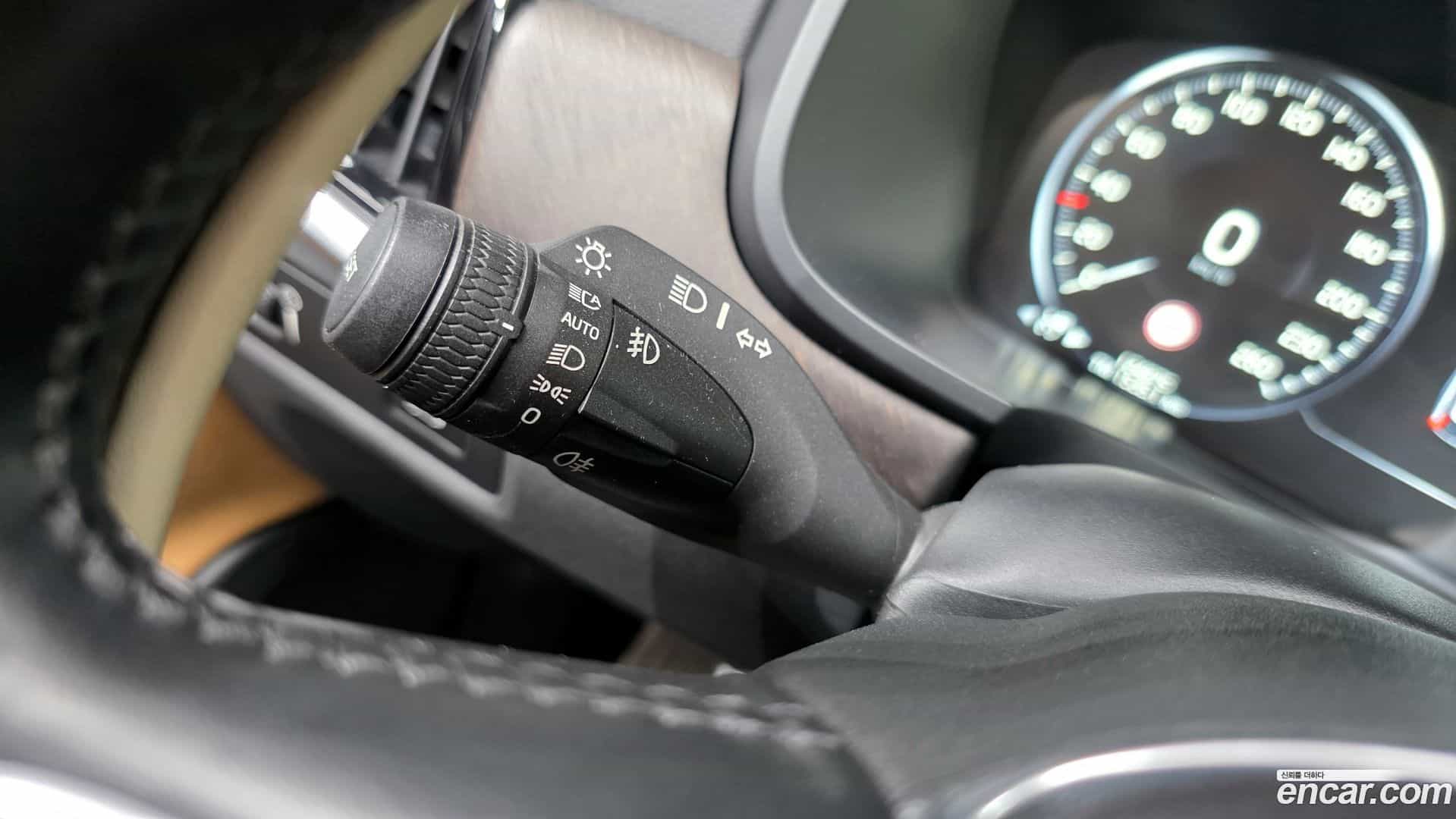 V90 Volvo 2018.9-OPTION-041