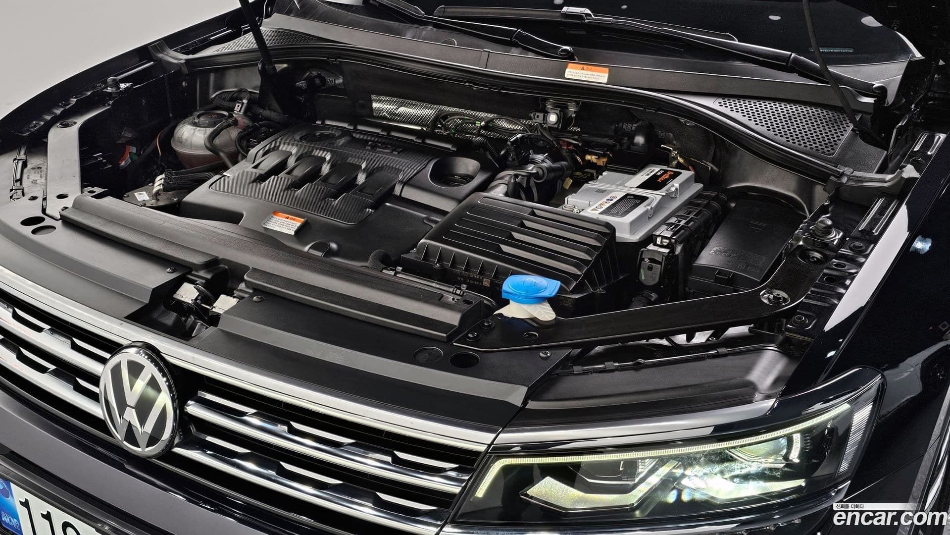 Main__Slider__Photo:Tiguan Volkswagen 2020.11-5