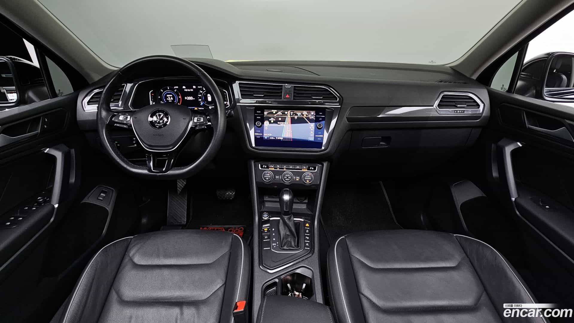 Tiguan Volkswagen 2020.11-INNER-007