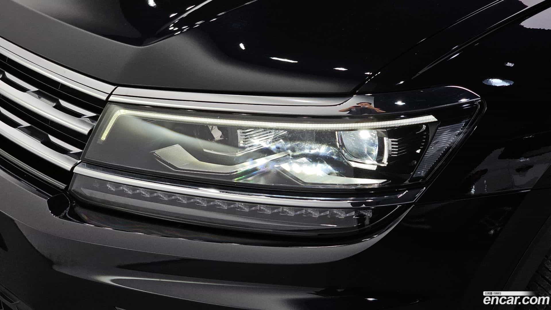 Tiguan Volkswagen 2020.11-OUTER-032