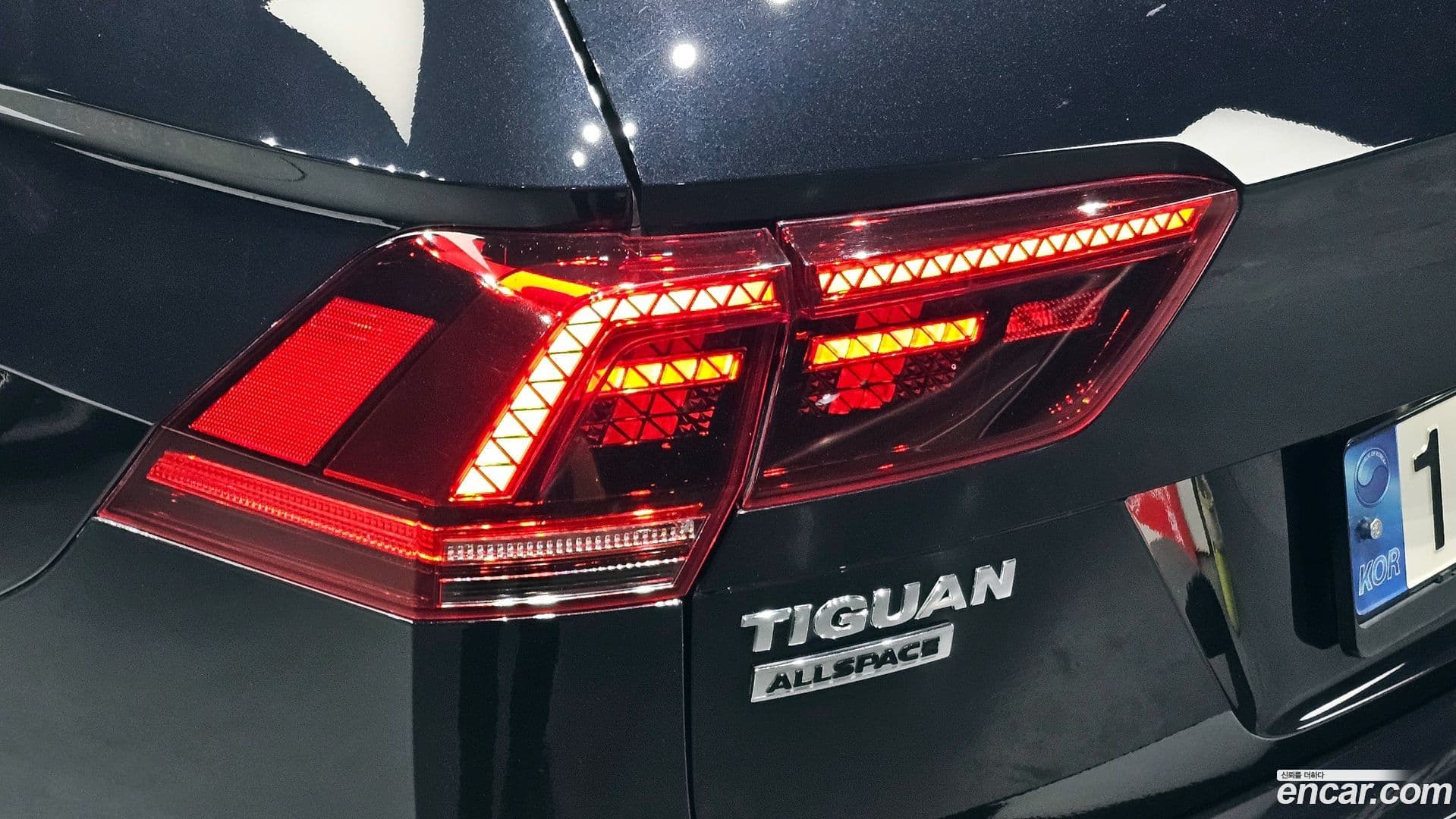 Main__Slider__Photo:Tiguan Volkswagen 2020.11-22
