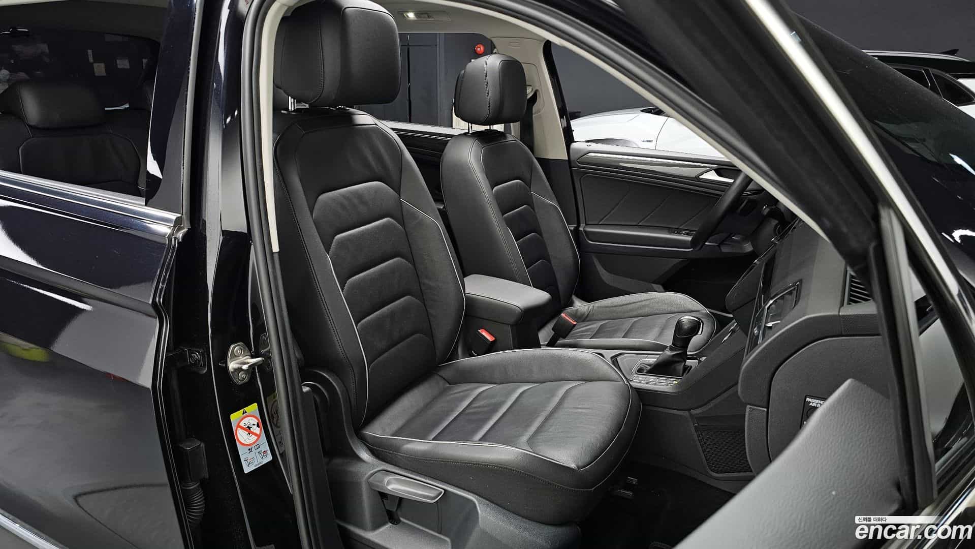 Tiguan Volkswagen 2020.11-INNER-036