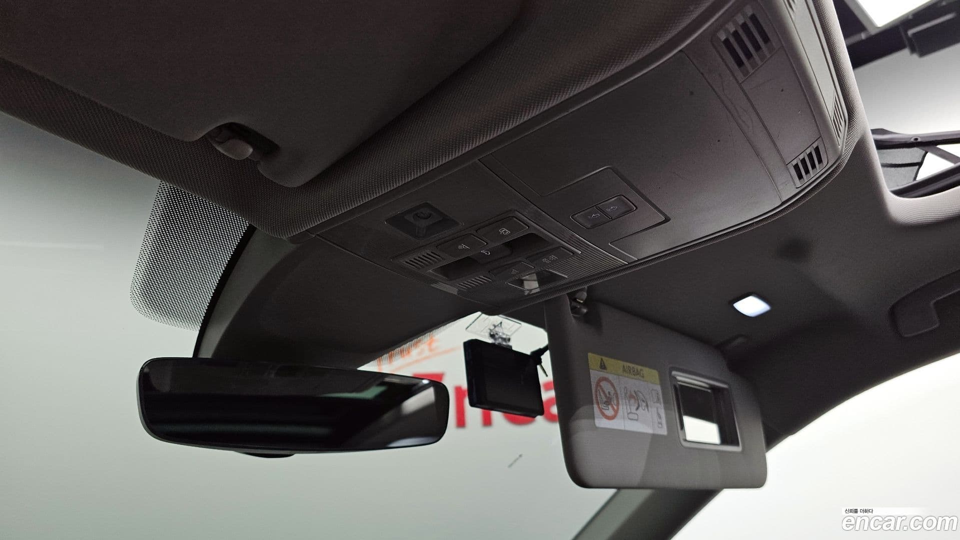 Main__Slider__Photo:Tiguan Volkswagen 2020.11-26