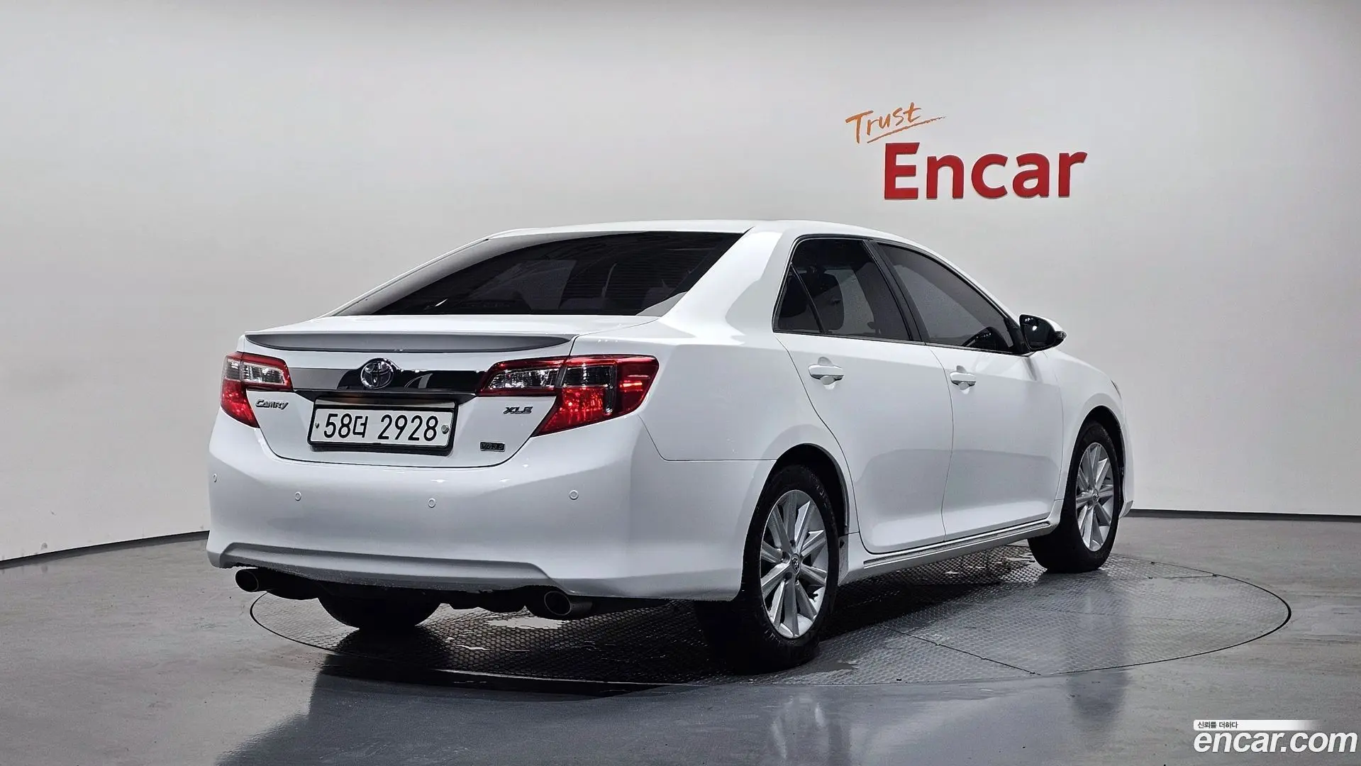 Main__Slider__Photo:Camry Toyota 2013.5-1