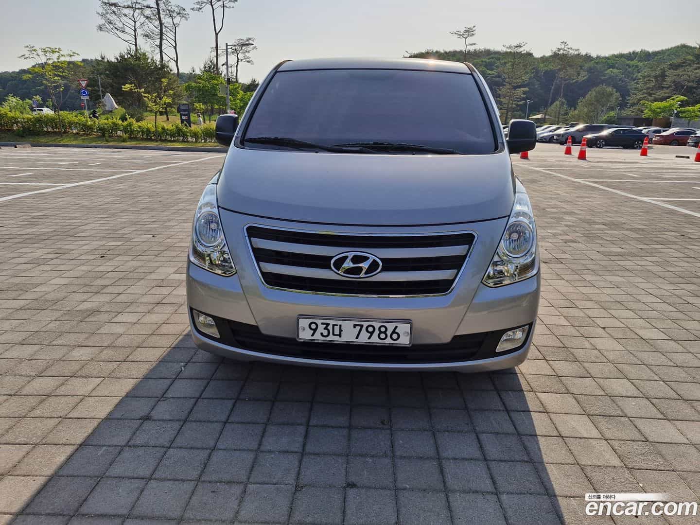 Starex Hyundai 2016.10-OUTER-002