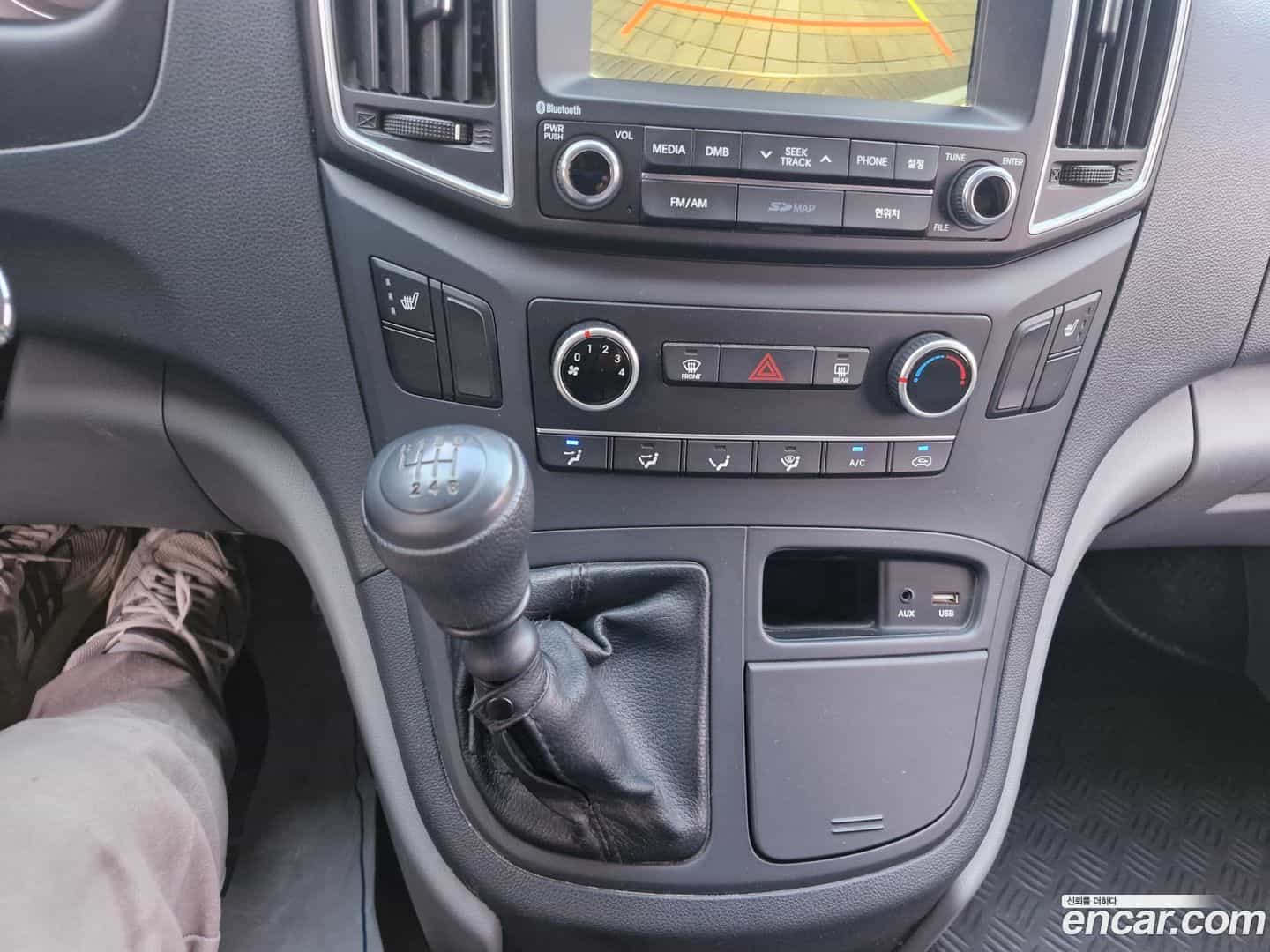Starex Hyundai 2016.10-INNER-010