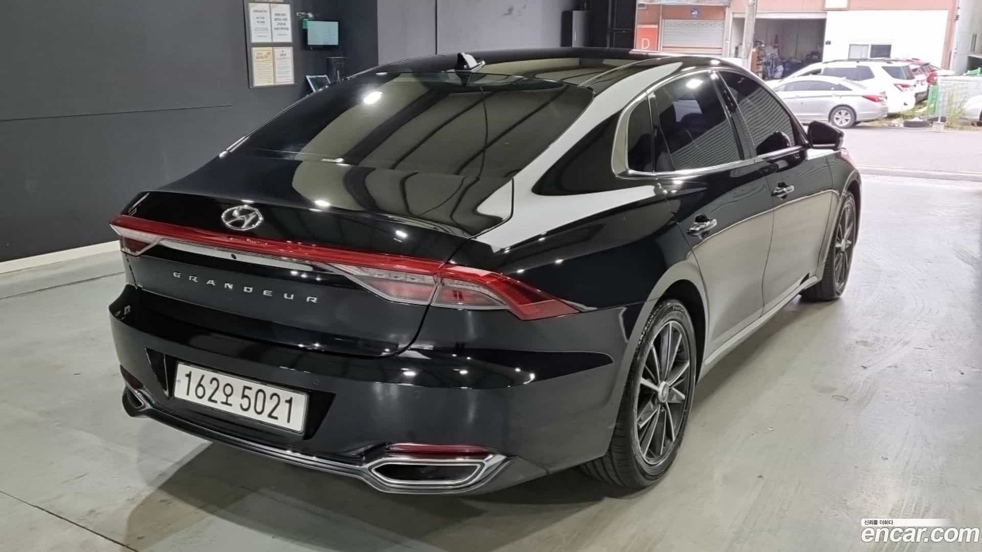 Grandeur Hyundai 2022.6-OUTER-002