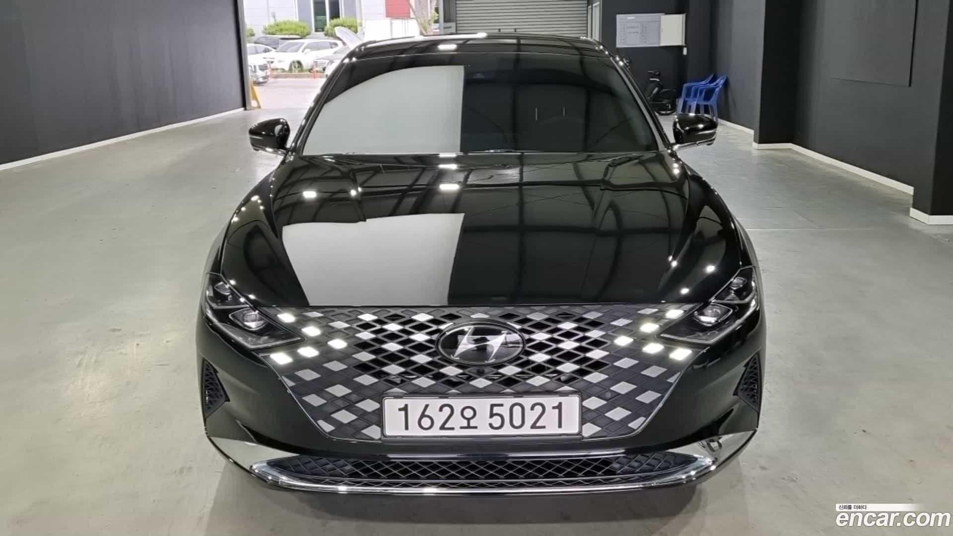 Grandeur Hyundai 2022.6-OUTER-003