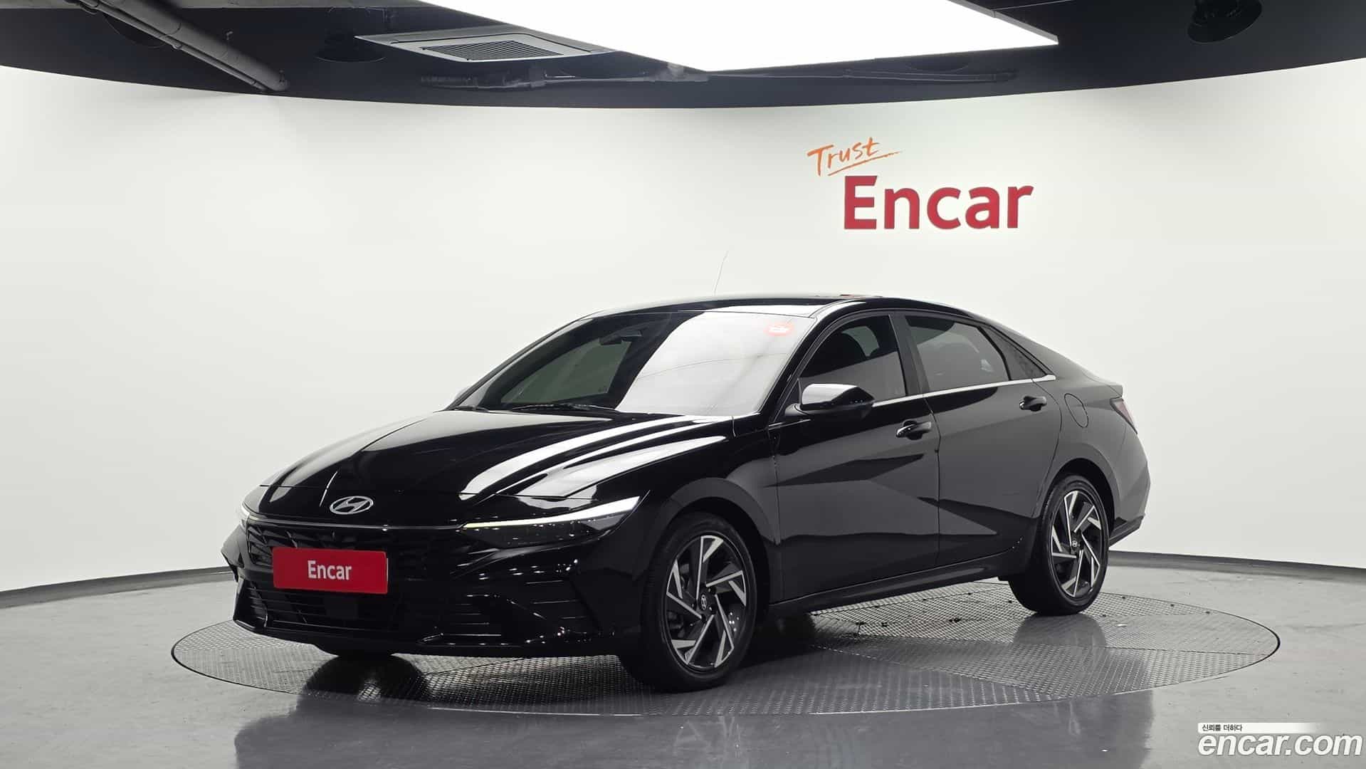 AVANTE Hyundai 2023.6-OUTER-001