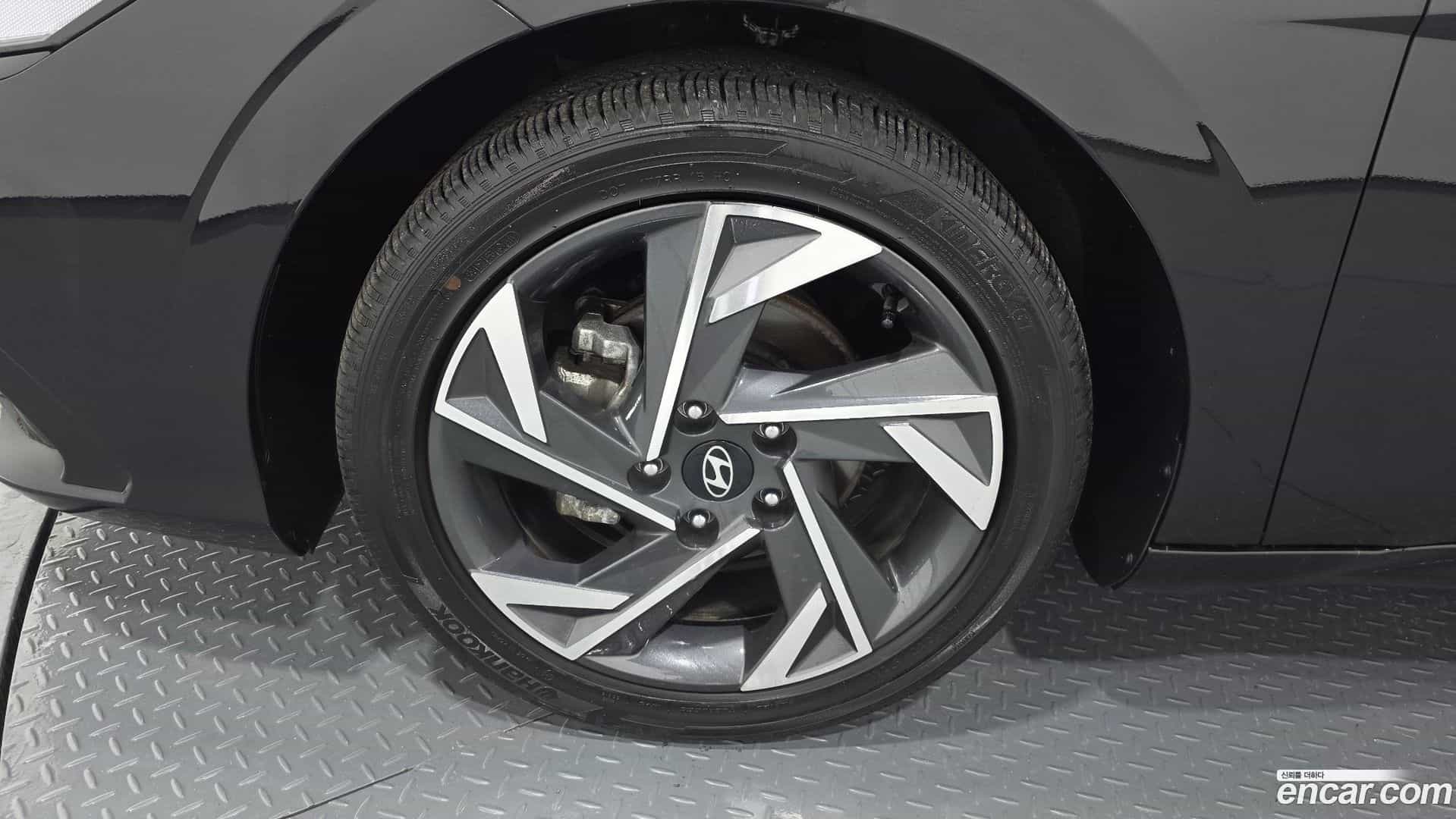 AVANTE Hyundai 2023.6-OUTER-005