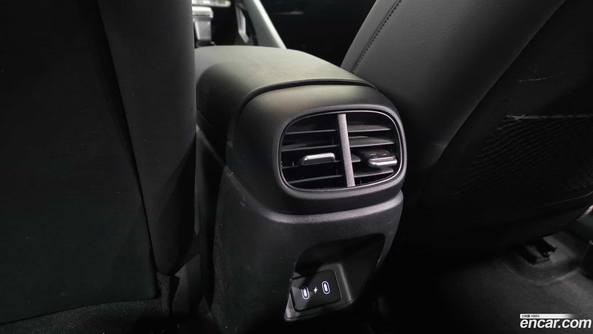AVANTE Hyundai 2023.6-OPTION-041