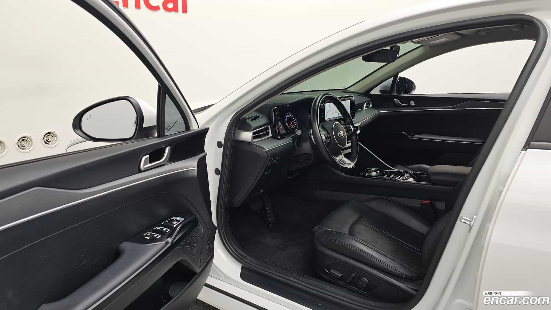 K5 Kia 2021.1-INNER-010