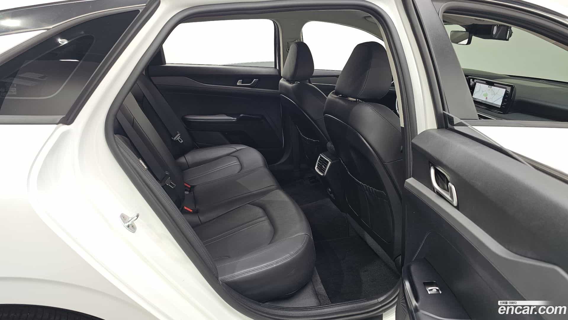 K5 Kia 2021.1-OPTION-016