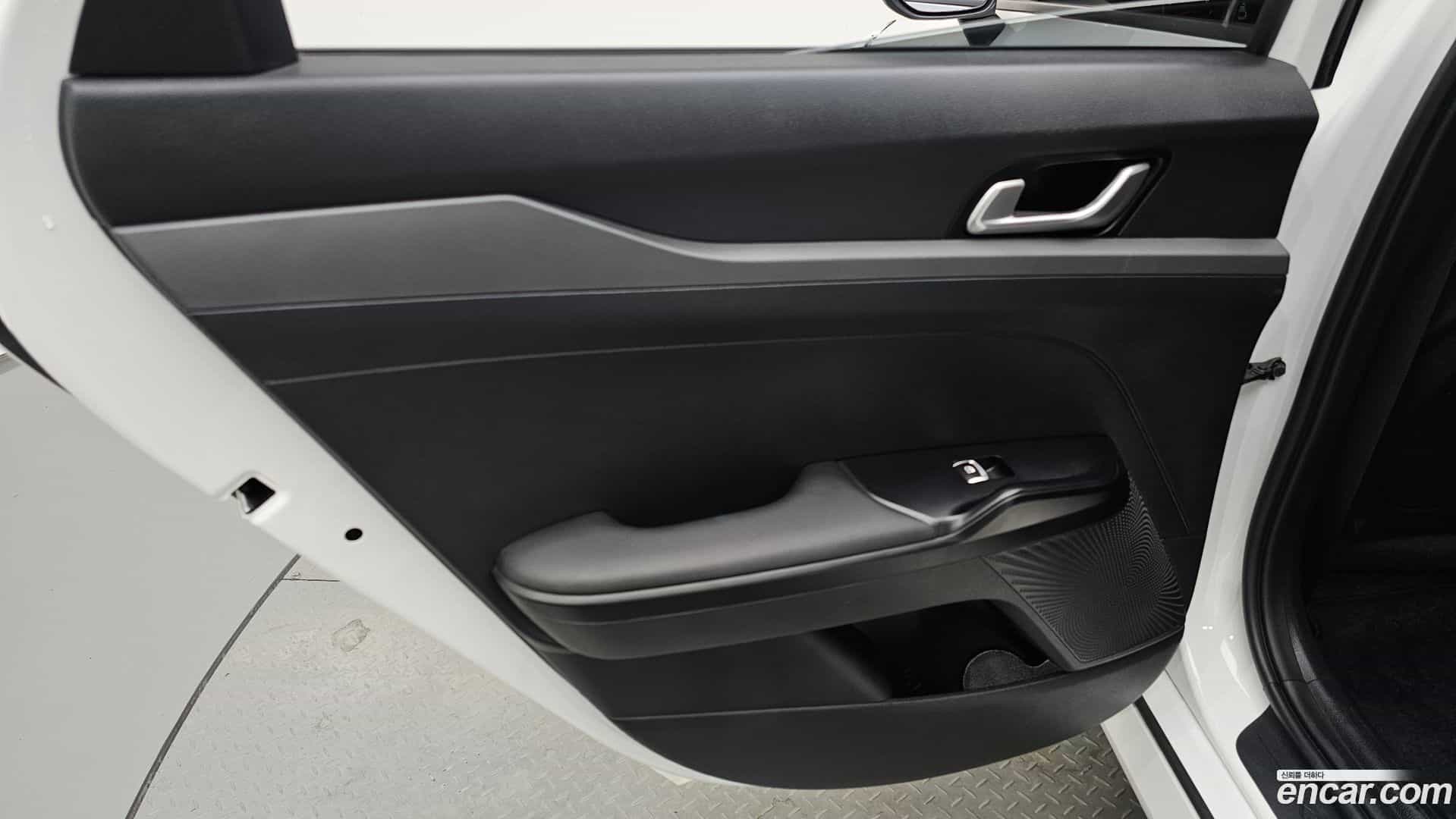 K5 Kia 2021.1-INNER-035