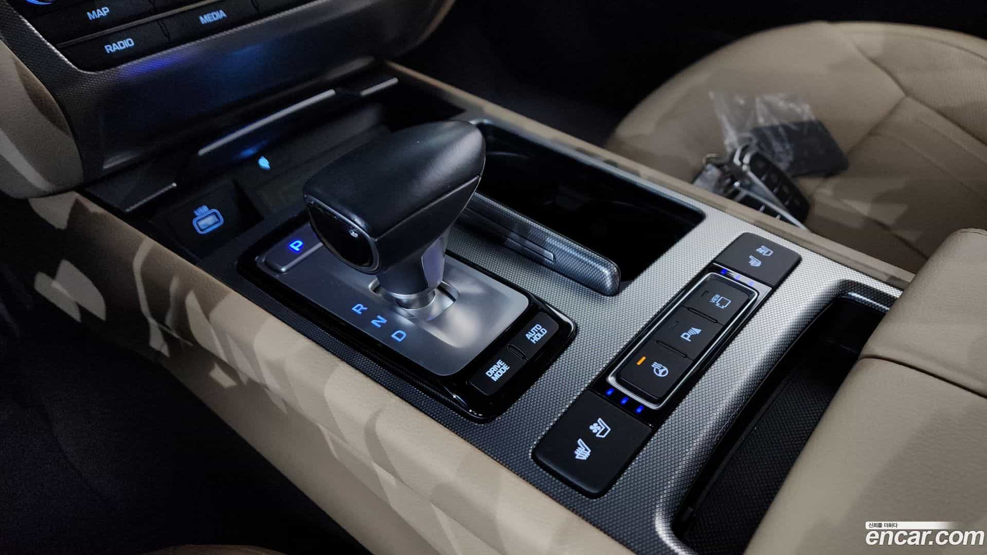 G80 Genesis 2019.7-INNER-009