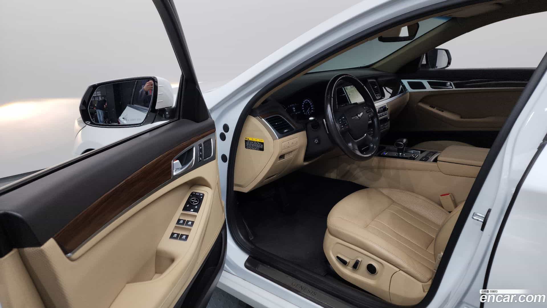 G80 Genesis 2019.7-INNER-010