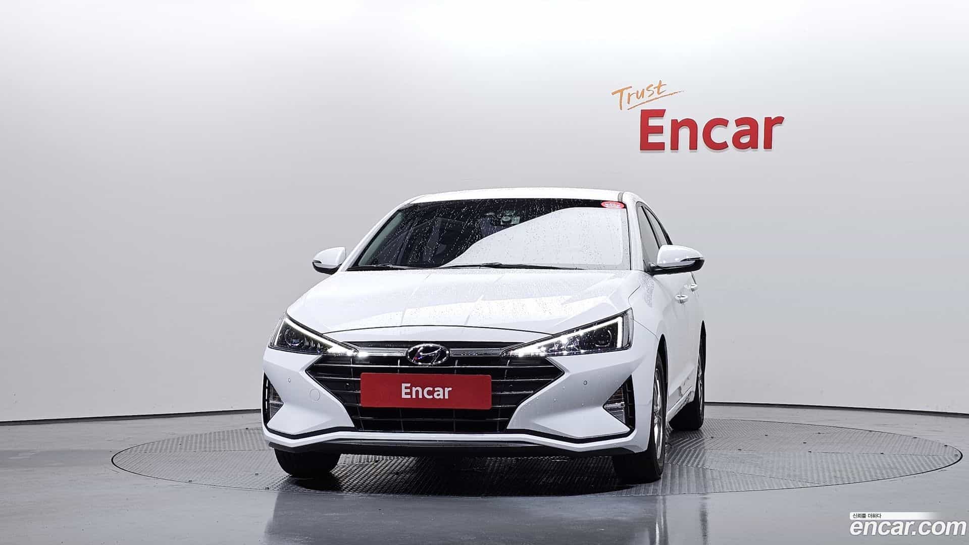 AVANTE Hyundai 2018.8-OUTER-003