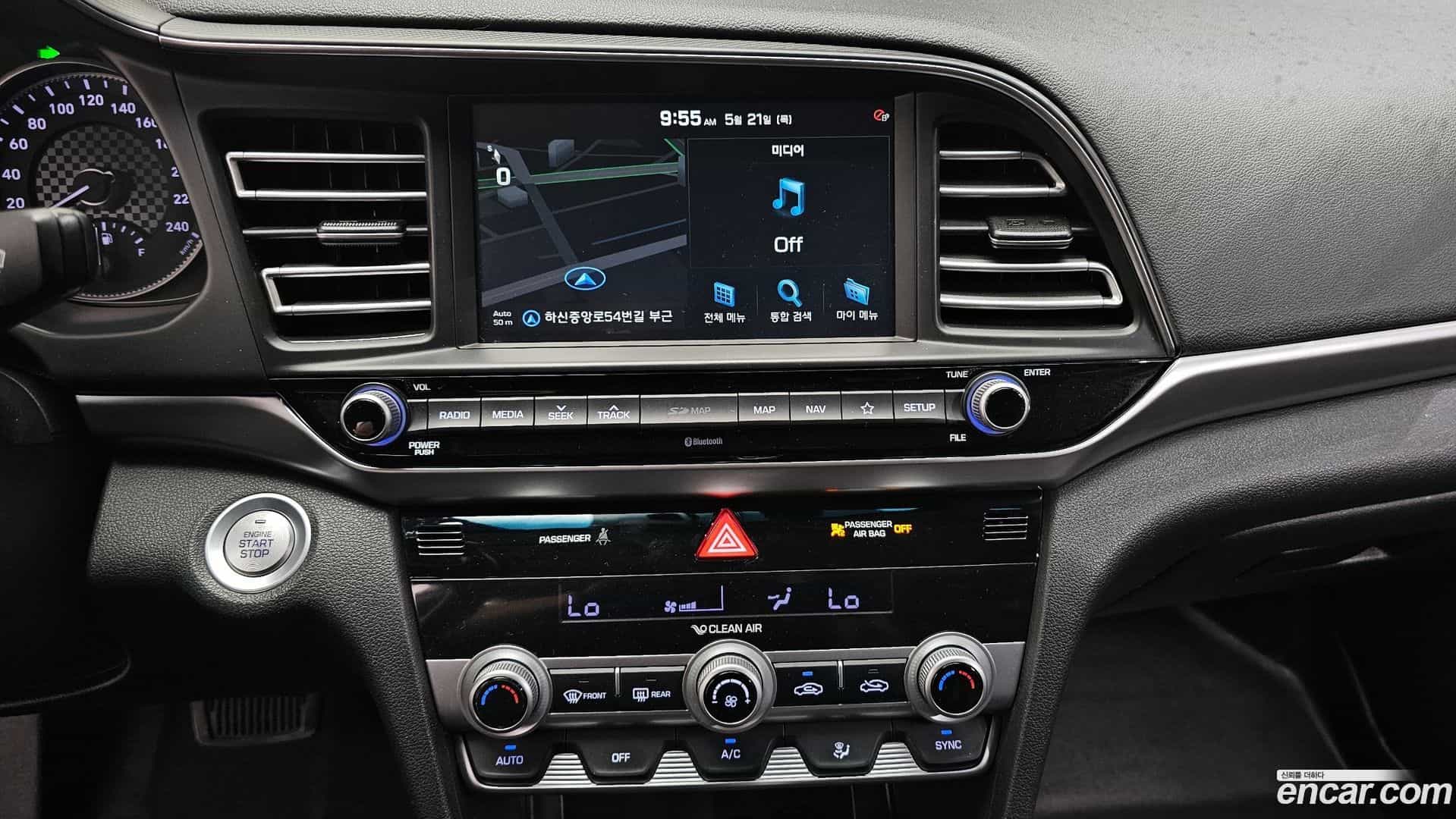 AVANTE Hyundai 2018.8-OPTION-018