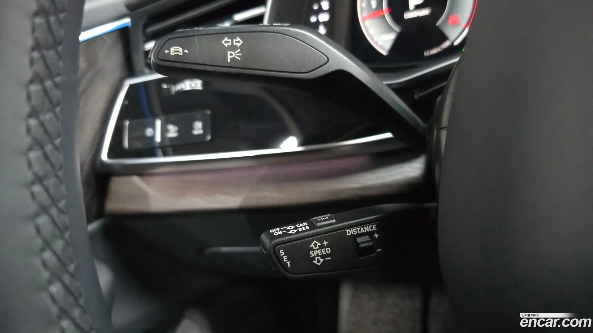 Q7 Audi 2021.6-OPTION-022