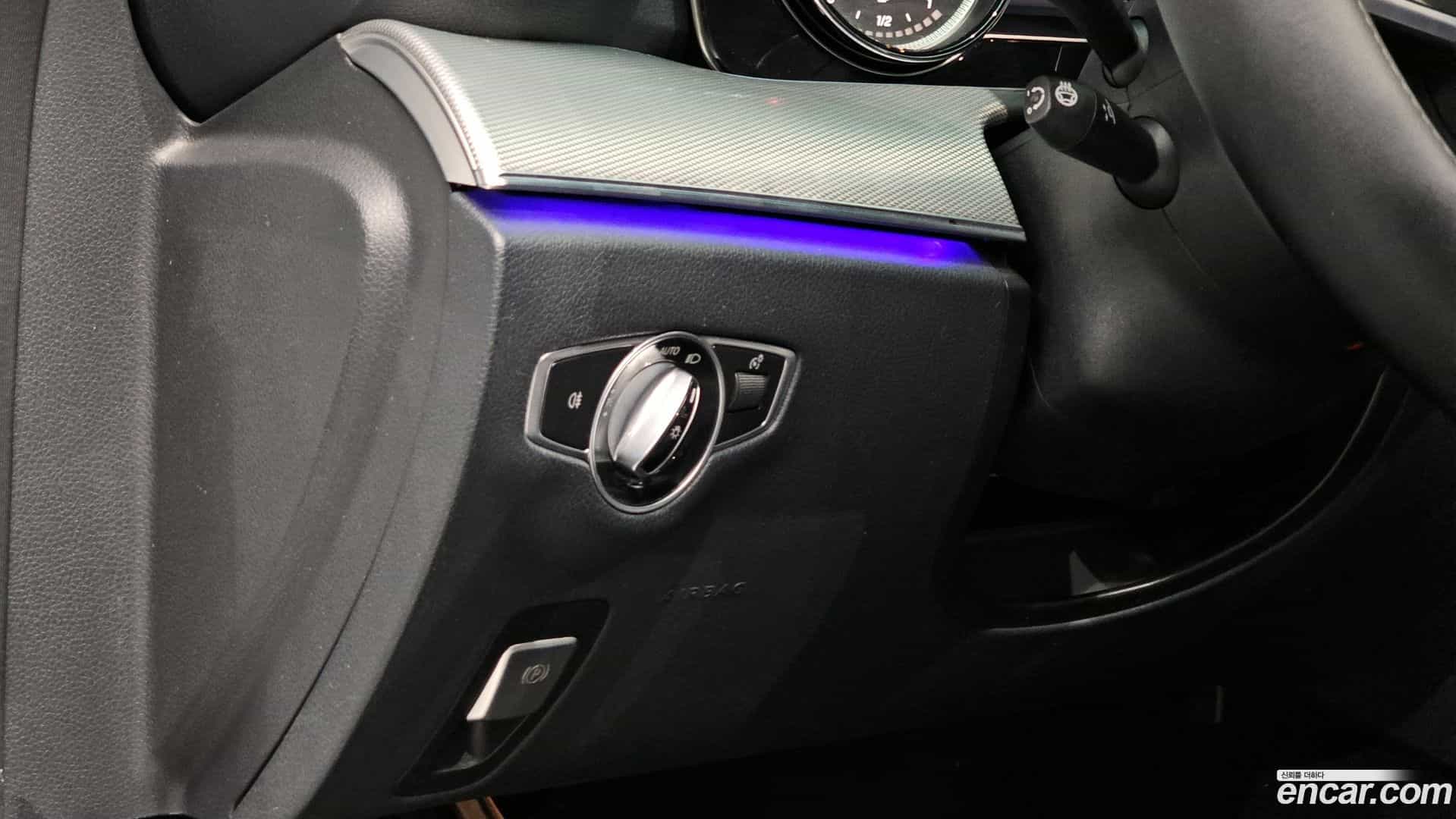 E-Class Mercedes-Benz 2019.6-OPTION-018