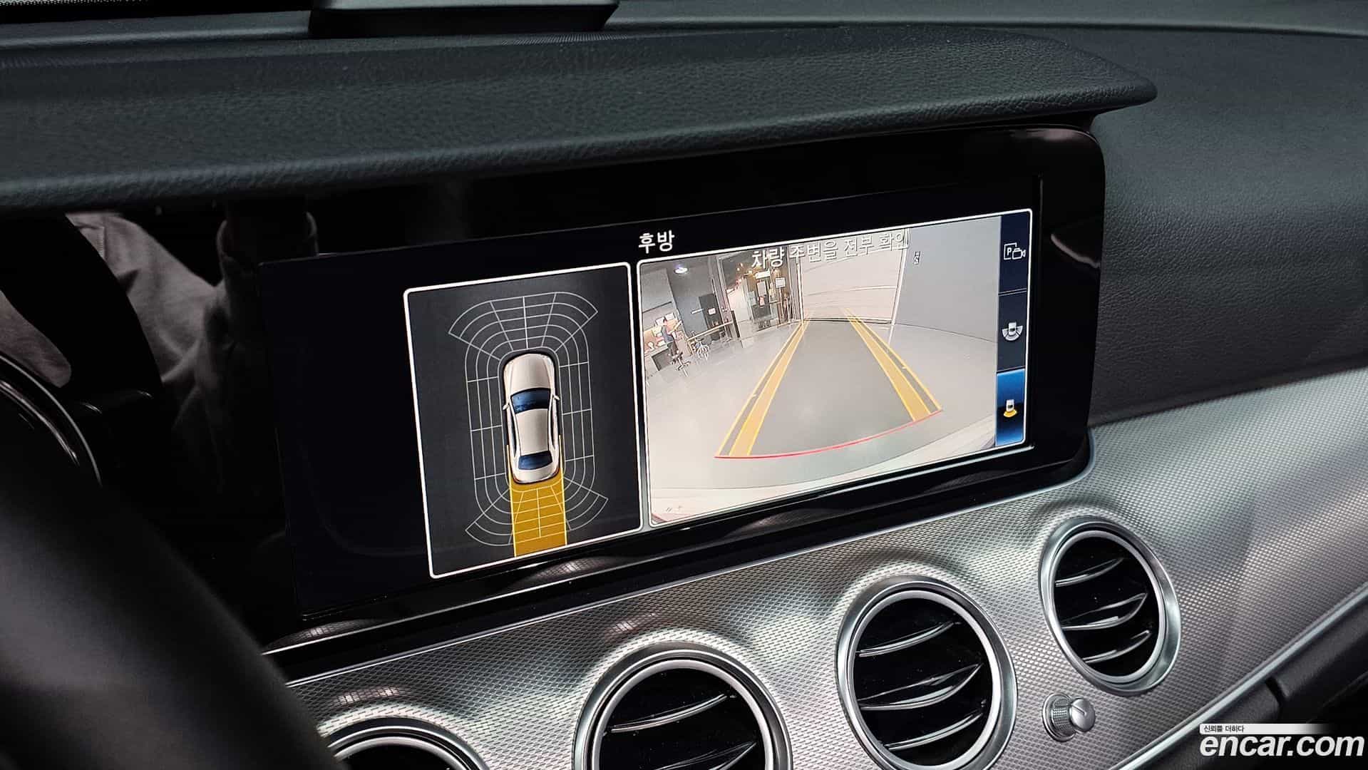 E-Class Mercedes-Benz 2019.6-OPTION-020