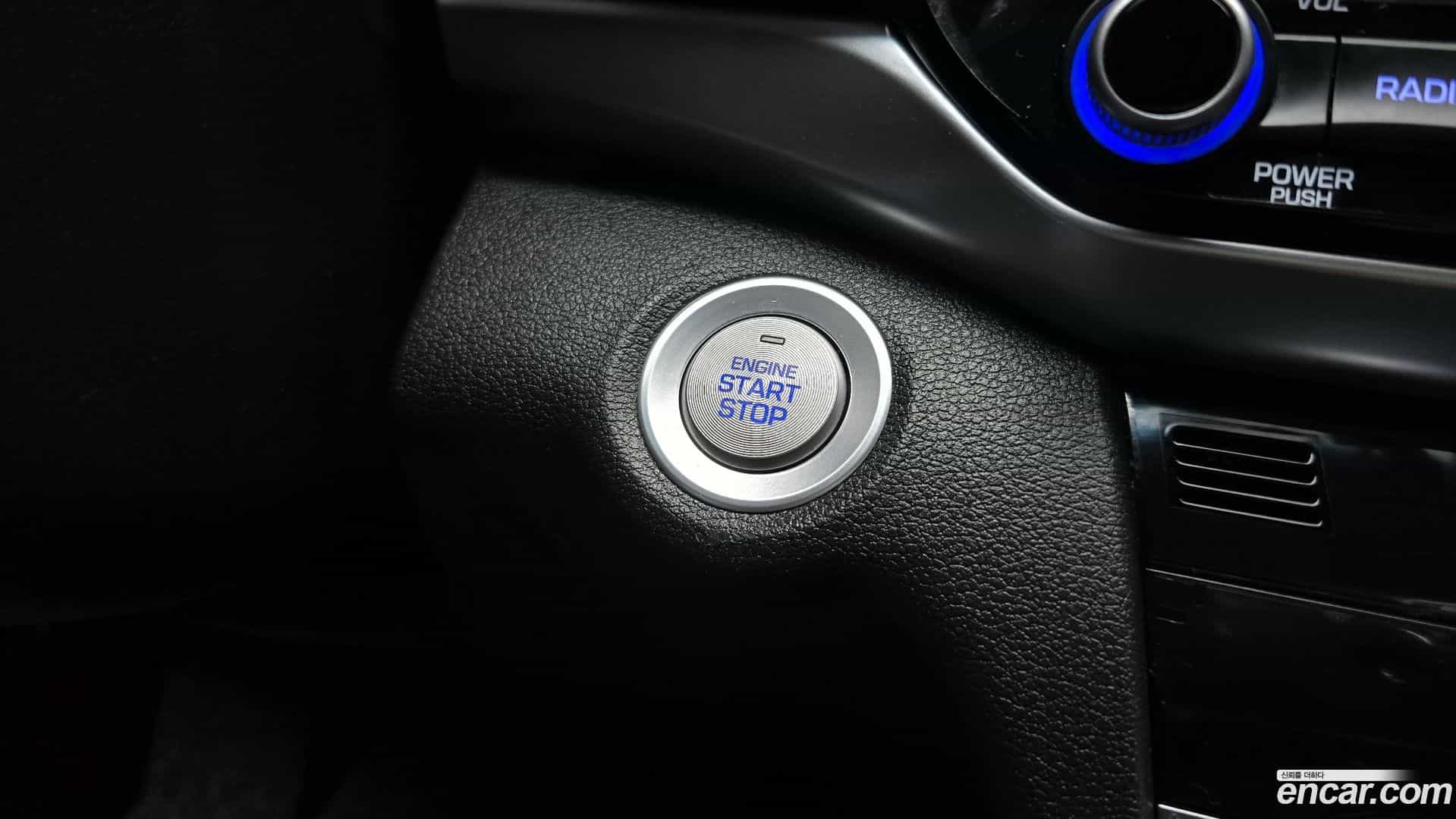 AVANTE Hyundai 2019.10-OPTION-024