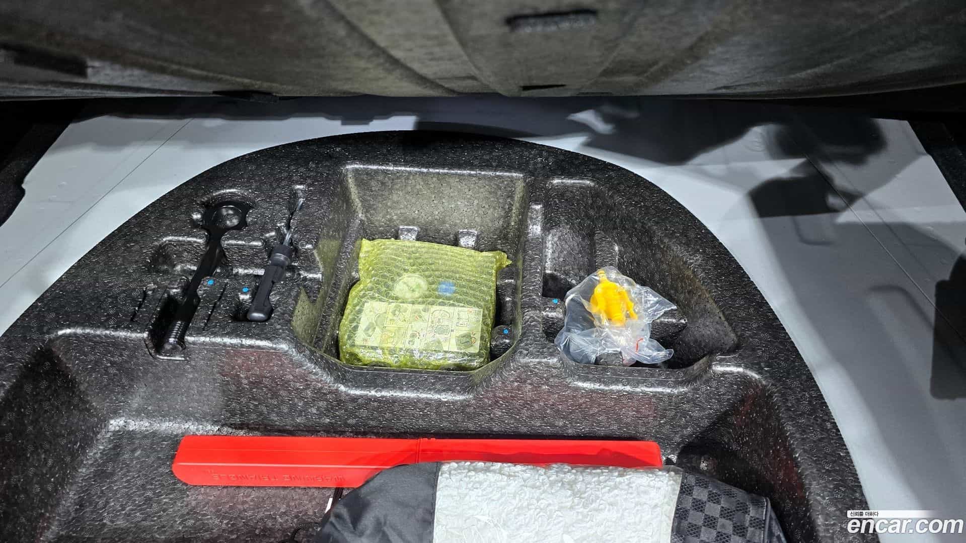 AVANTE Hyundai 2019.10-OPTION-043