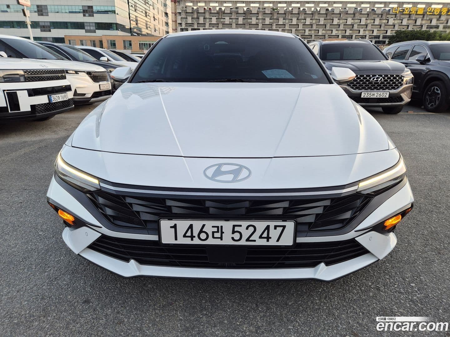 Main__Slider__Photo:AVANTE Hyundai 2023.3-0