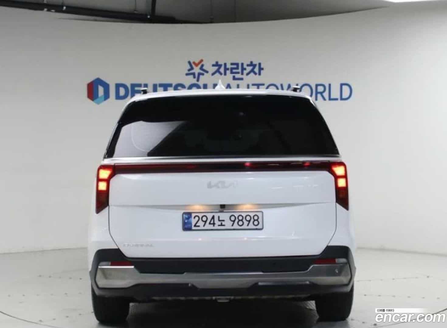 Canival Kia 2023.11-OUTER-003