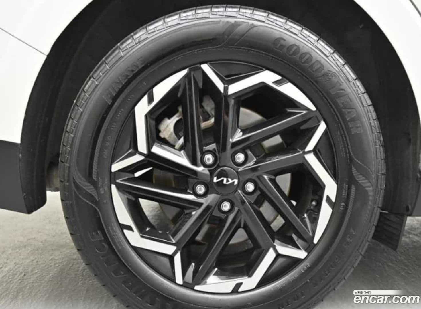 Canival Kia 2023.11-OUTER-004