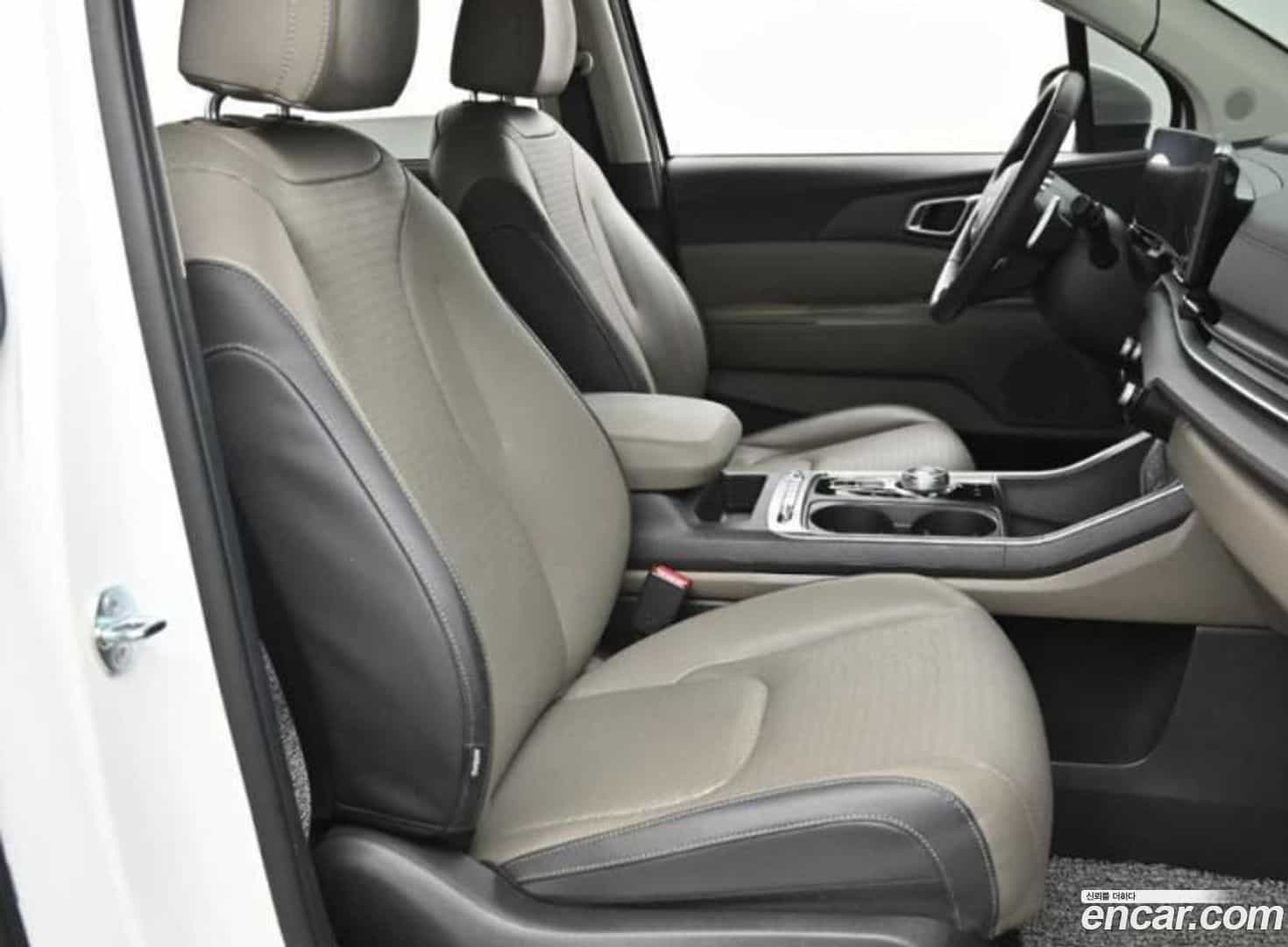 Canival Kia 2023.11-INNER-009
