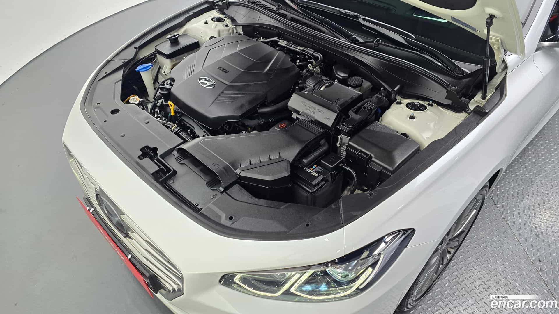 Grandeur Hyundai 2019.0-OUTER-006