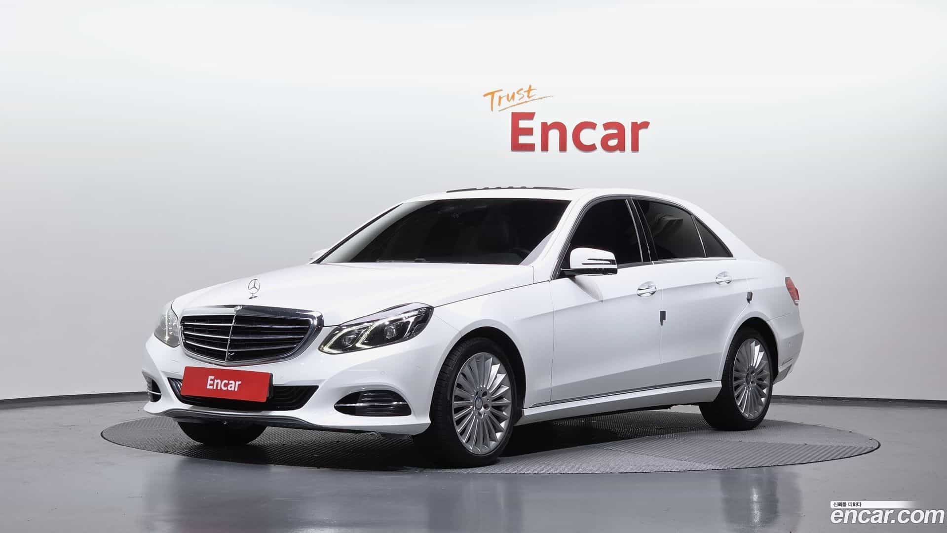 E-Class Mercedes-Benz 2015.6-OUTER-001