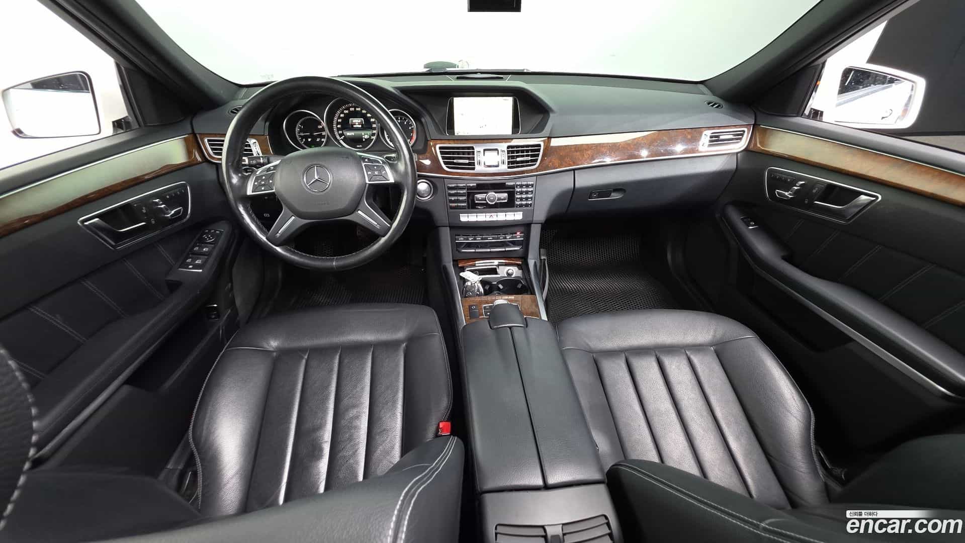 E-Class Mercedes-Benz 2015.6-INNER-007