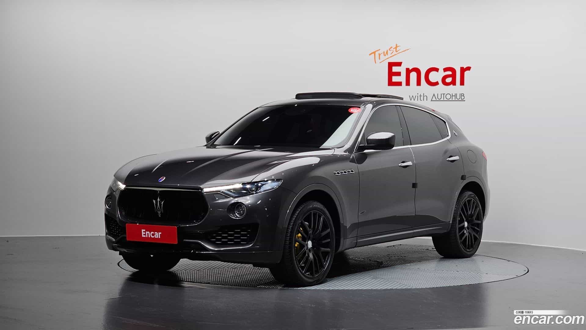 Levante Maserati 2016.11-OUTER-001