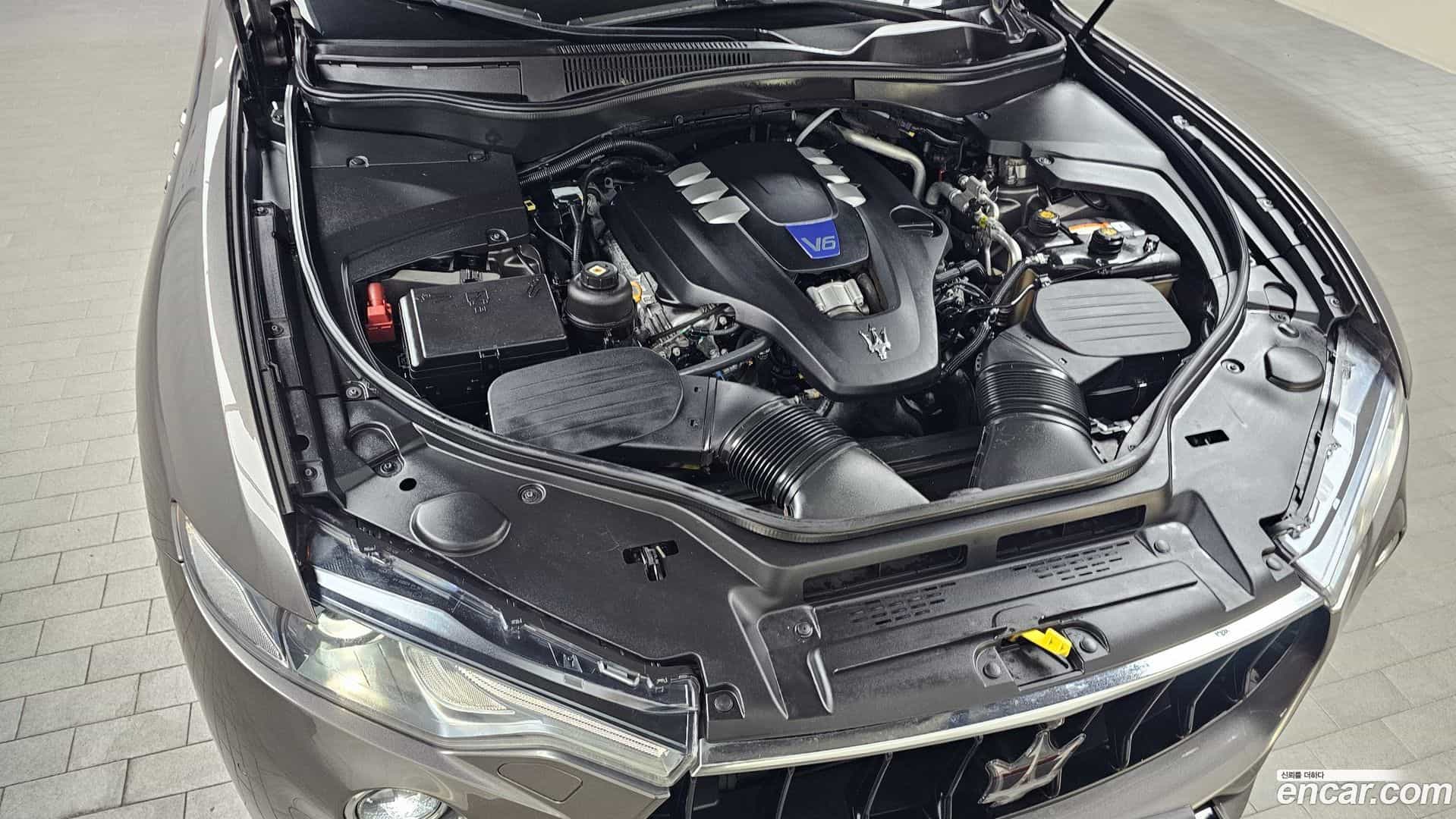 Levante Maserati 2016.11-OUTER-006