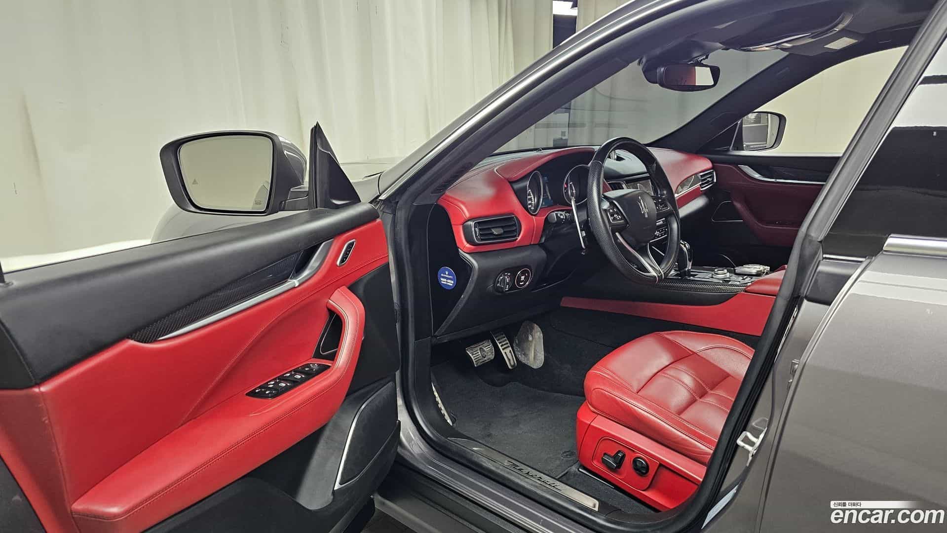 Levante Maserati 2016.11-INNER-010