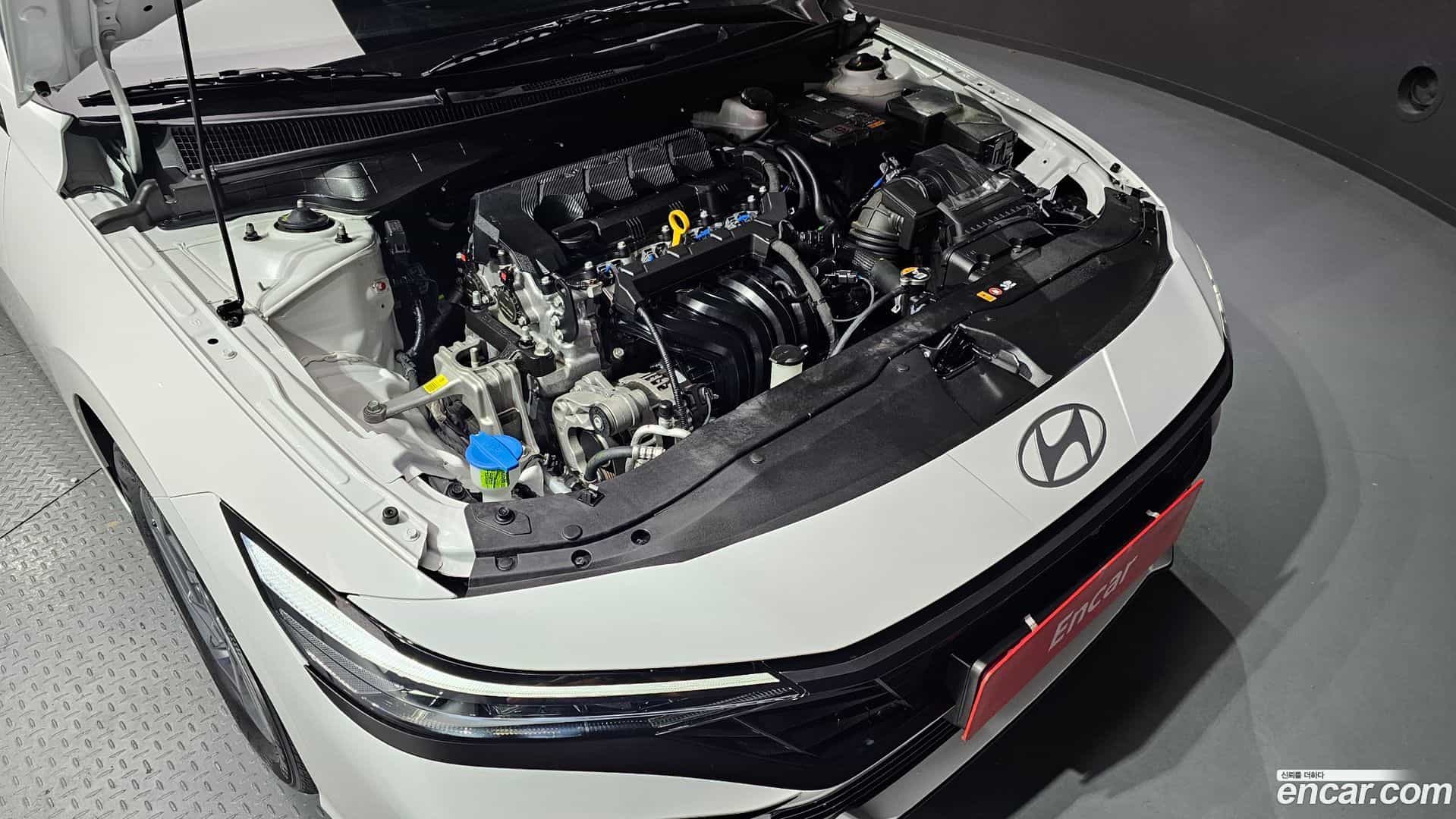 AVANTE Hyundai 2023.9-OUTER-006