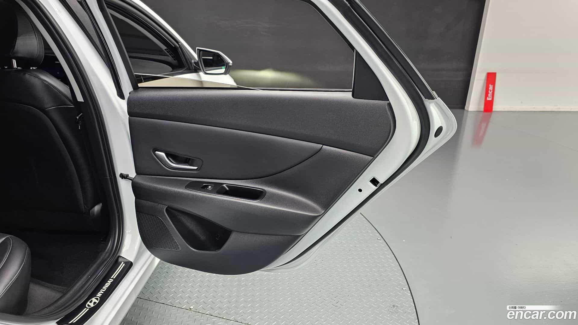 AVANTE Hyundai 2023.9-INNER-035