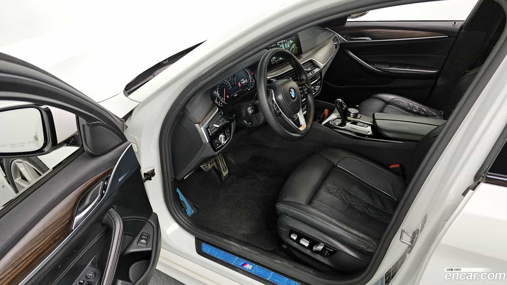 5-Series BMW 2017.6-INNER-010