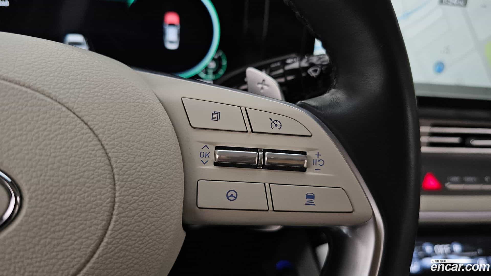 Grandeur Hyundai 2022.3-OPTION-042