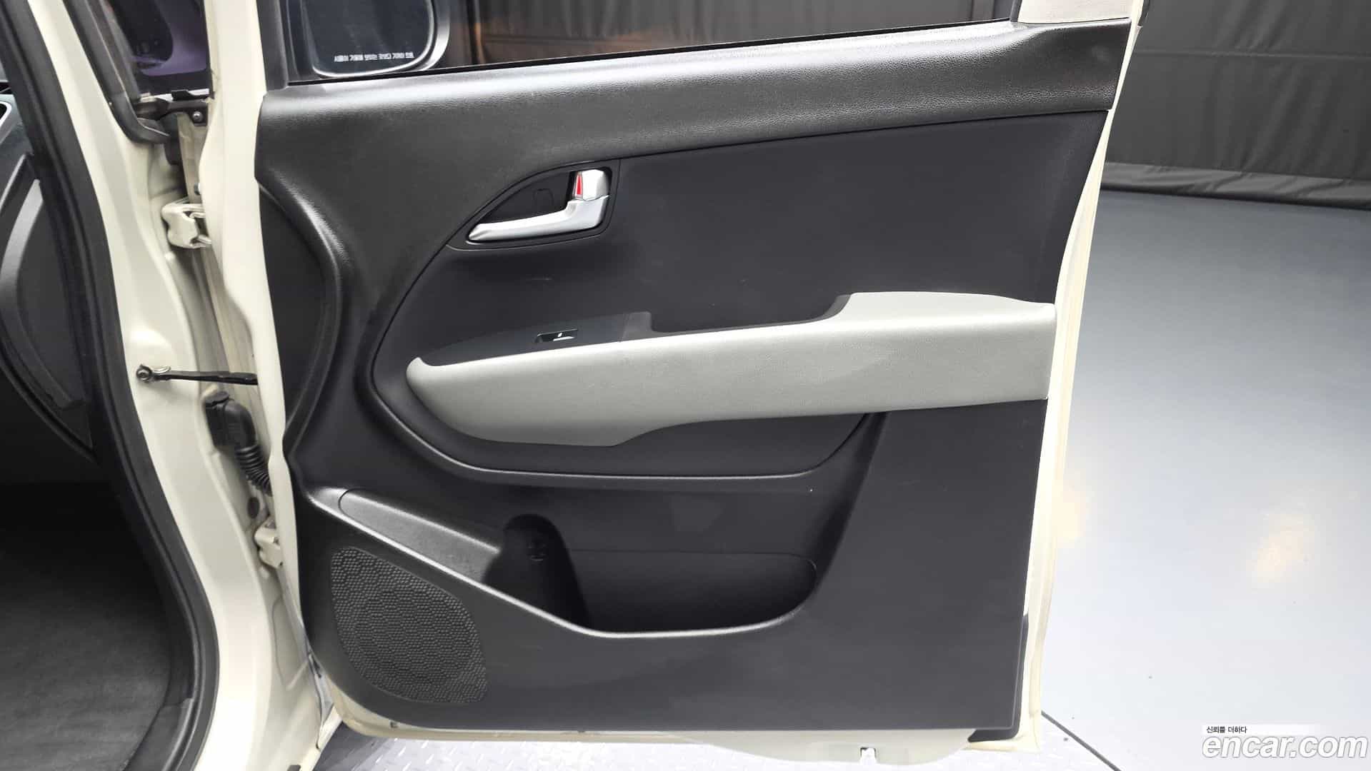 RAY Kia 2019.2-INNER-035