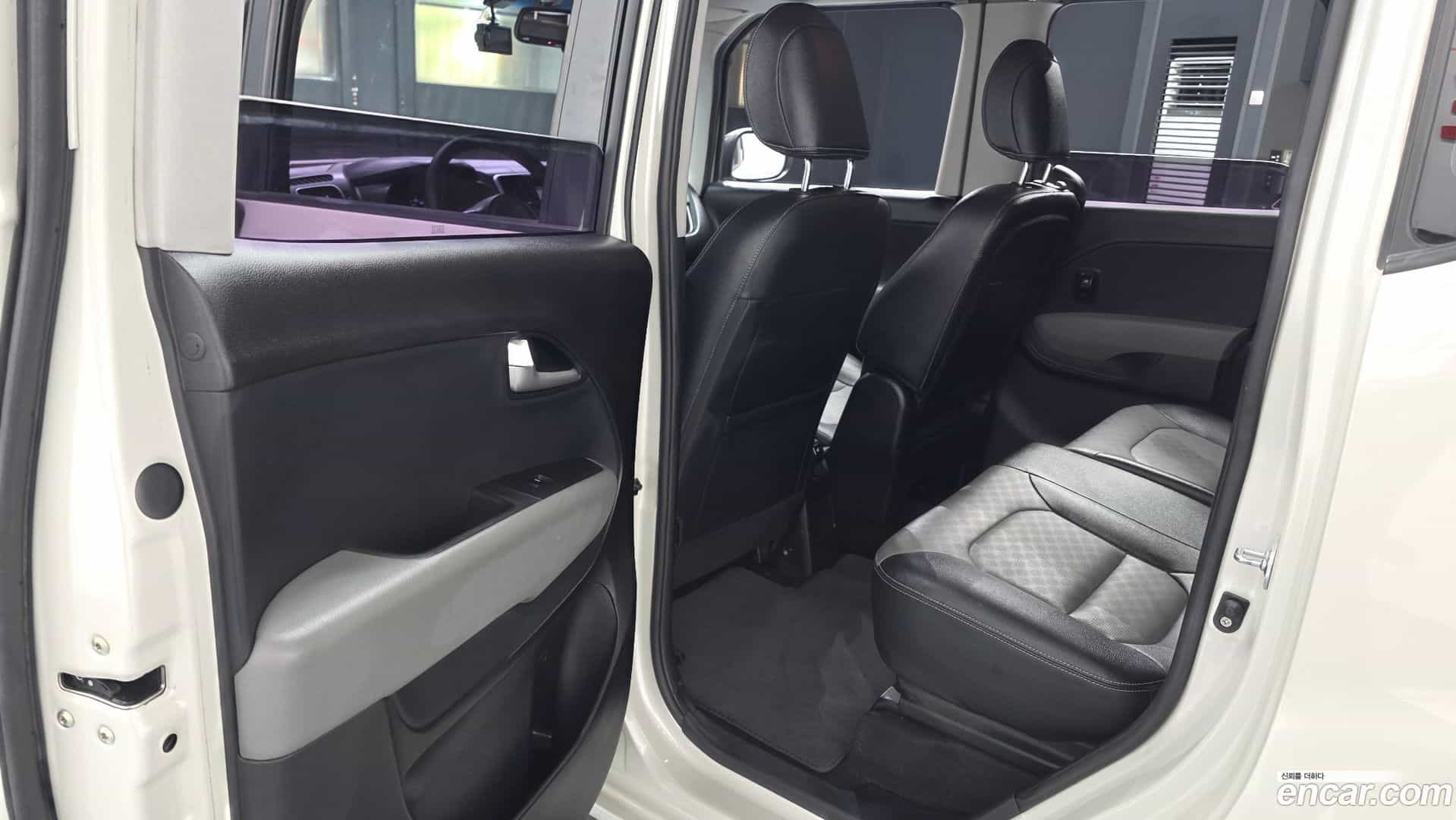 RAY Kia 2019.2-INNER-036