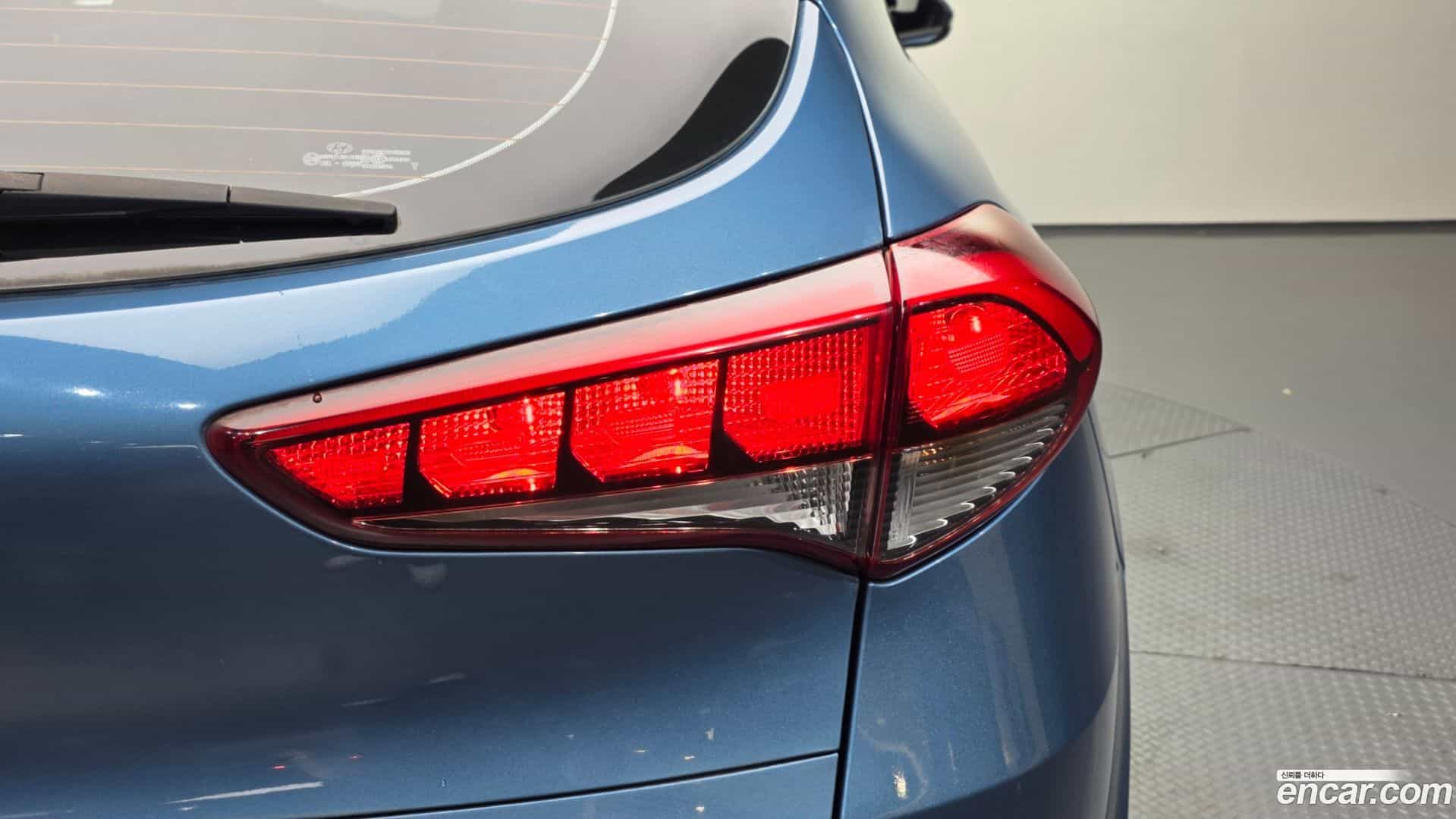 Tucson Hyundai 2016.5-OUTER-033