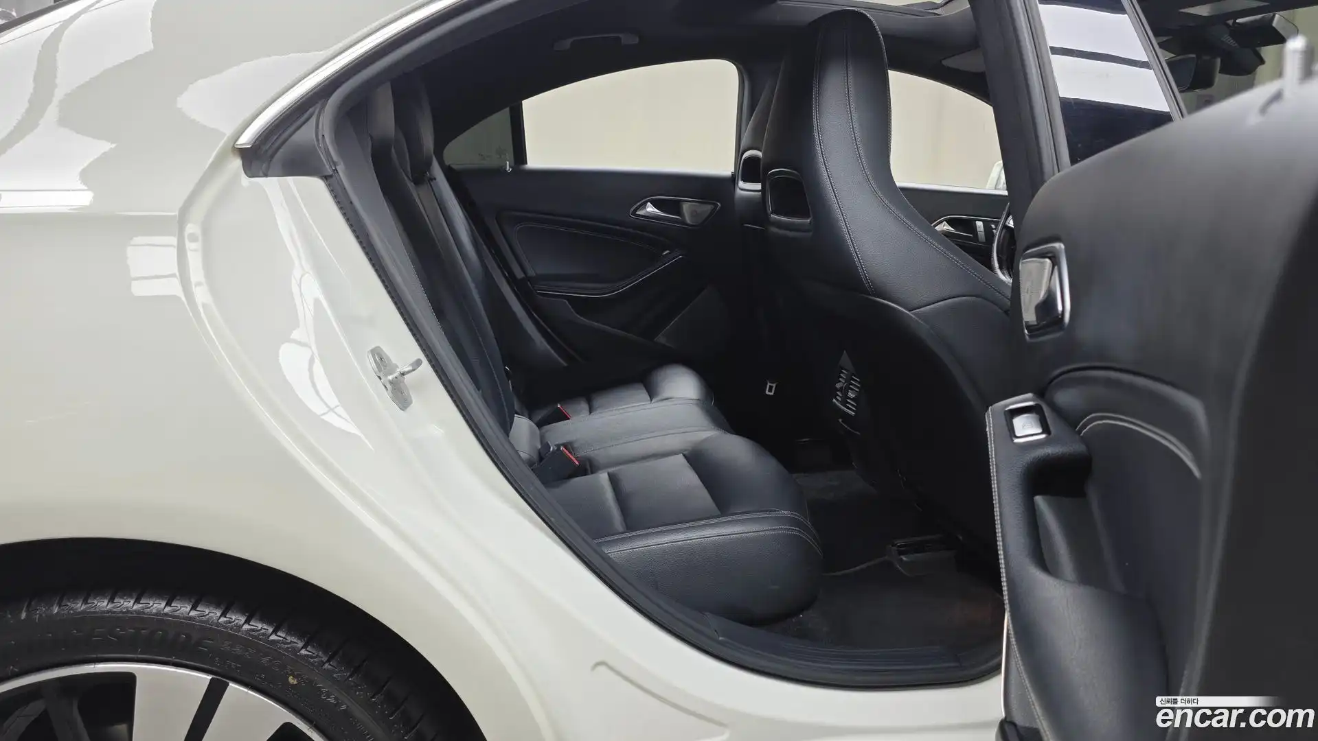 CLA-Class Mercedes-Benz 2017.3-OPTION-015