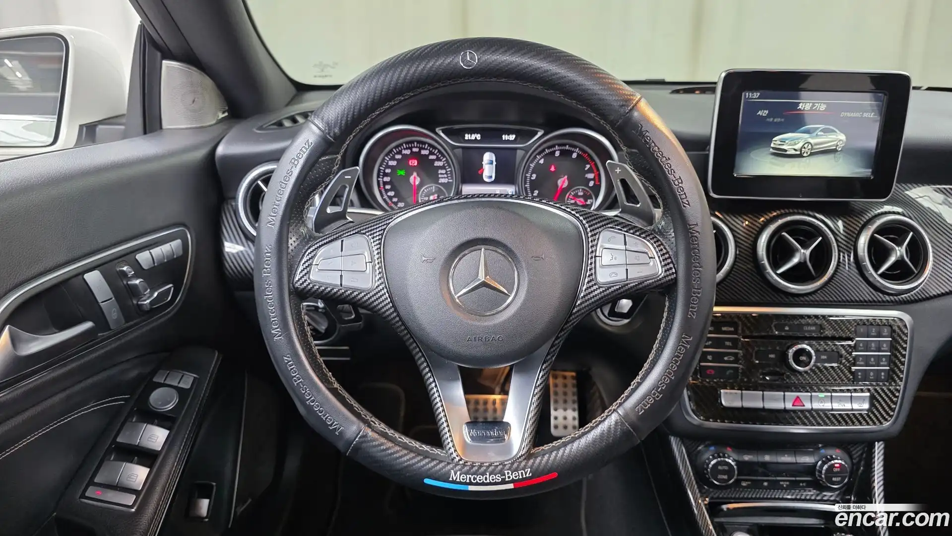 CLA-Class Mercedes-Benz 2017.3-OPTION-017
