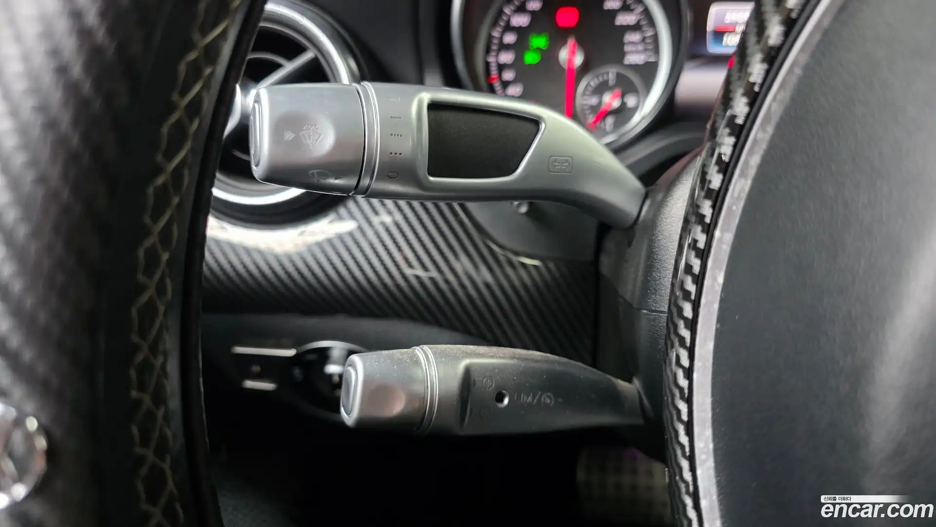CLA-Class Mercedes-Benz 2017.3-OPTION-023