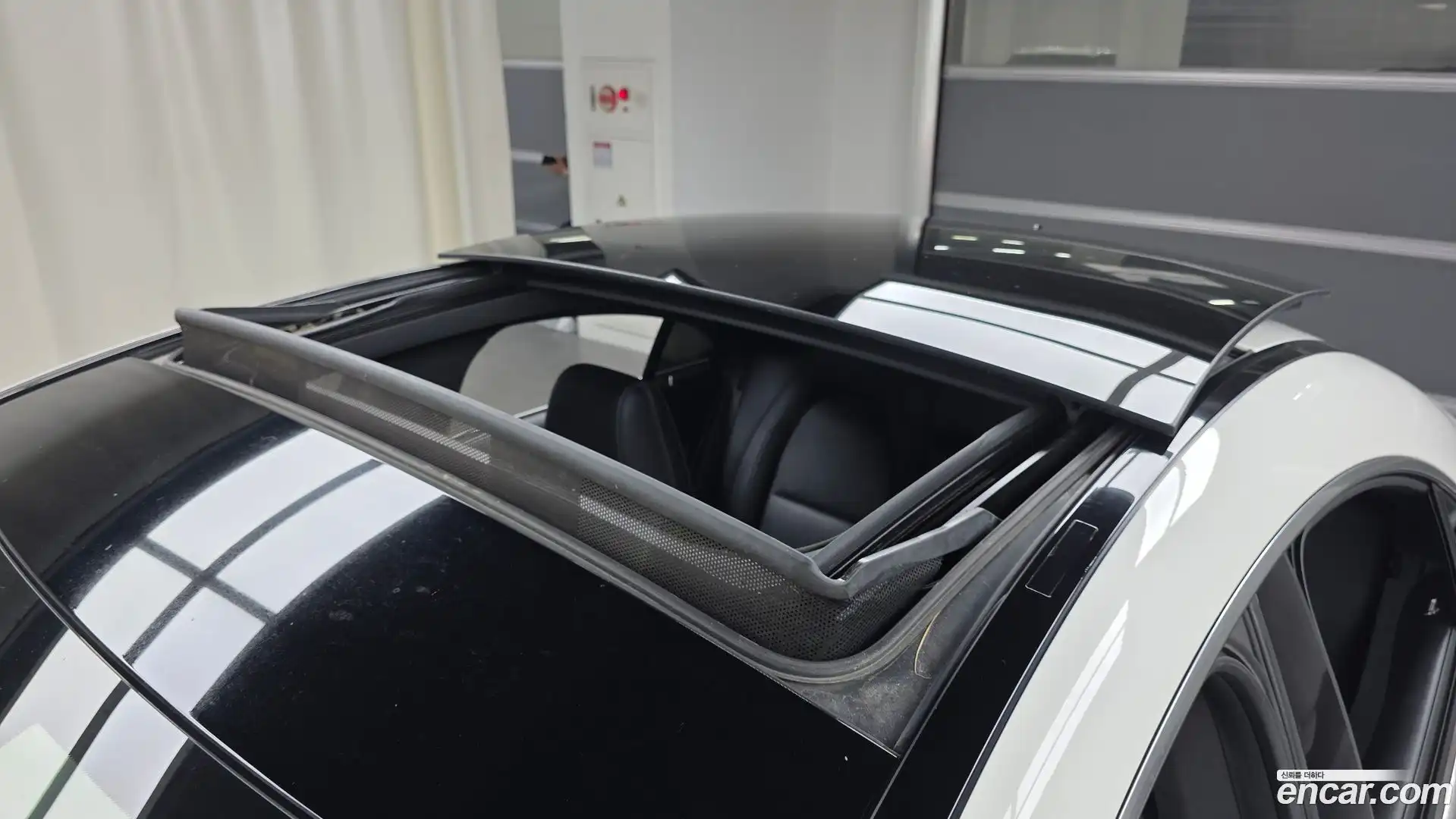 CLA-Class Mercedes-Benz 2017.3-OPTION-024